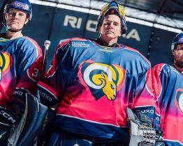 Berani nastoupí proti Pardubicím v růžovém. Výtěžek z prodeje dresů a vstupného pomůže zlínské onkologii