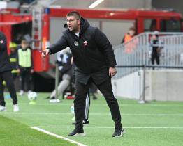 Odvolání Kameníka nepomohlo, Slovácko prohrálo v Hradci vysoko 0:4 