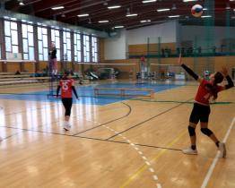 Mladší žačky vybojovaly v krajském turnaji druhé místo