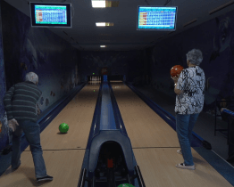 Rožnovští parkinsonici opět poměřili síly na turnaji v bowlingu