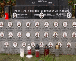 Uherské Hradiště opravilo další památníky obětem války