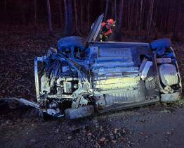 Středeční odpoledne ve znamení nehod: Auta skončila na boku, tři osoby se zranily