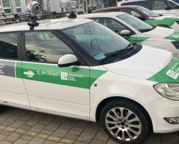 Parkování v ulicích Zlína bude kontrolovat chytré kamerové auto