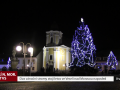Dva vánoční stromy stojí letos ve Veselí nad Moravou naposled