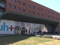 V pondělí se rozvolnilo, nemocnice ovšem zůstává stále naplněná