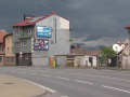 V Uherském Hradišti byl zdemolován problematický dům v Rybárnách