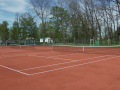 V parku Mezivodí vznikly nové tenisové kurty