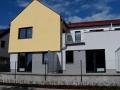 V Tupesích otevřeli novostavbu domu s malometrážním bydlením