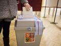 Začala příprava hlasovacích lístků do podzimních voleb