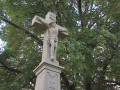 Další opravenou památkou je barokní kříž v Míkovicích