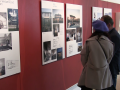 Ve školní galerii je k vidění výstava architektonického studia SENAA