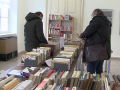 Knihovna pořádá Burzu knih a dílnu Dárek na Vánoce