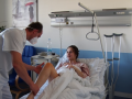 Mladá Ukrajinka podstoupila v nemocnici náročnou operaci