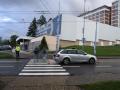 Řidič srazil na Březnické mladíka na přechodu pro chodce. Utrpěl těžké zranění