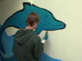 Rožnovští školáci malují v podchodu podmořský svět