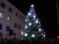 Před rozsvícením vánočního stromu prošel Uherským Ostrohem průvod