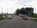 U Uherského Brodu havaroval nepozorný motorkář. Naboural do stojícího vozidla