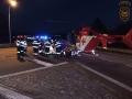 V Dolním Němčí najelo auto do ženy. Pro zraněnou letěl vrtulník