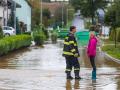 Zlínský kraj aktuálně: třetí povodňový stupeň platí na čtyřech místech, většina silnic už je sjízdná 