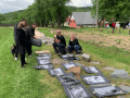 Malá lesní vernisáž otevřela brány novému prostoru i novým jménům