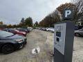 Platba parkovného mobilem přechází ve Zlíně na novou platformu