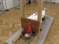 Expozici na zámečku vévodí gilotina v životní velikosti