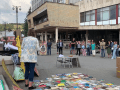Ve Vsetíně se konal protest proti uzavření knihovny v Luhu