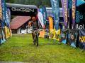 Deštivý závod Bike Valachy Bílá vyhrál osmnáctiletý Zlíňan Havlík. Bahno mu přišlo vhod