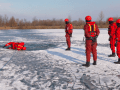 Hasiči z Uherského Hradiště trénovali záchranu z ledu